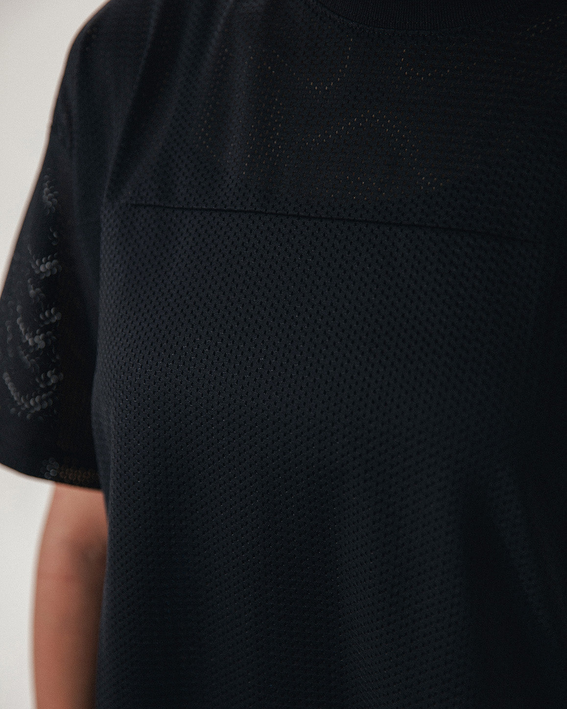 MESH T-SHIRT – Black