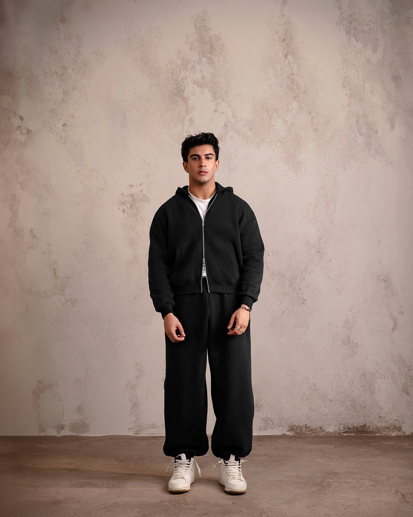 Elvaans Sweatpant - Black