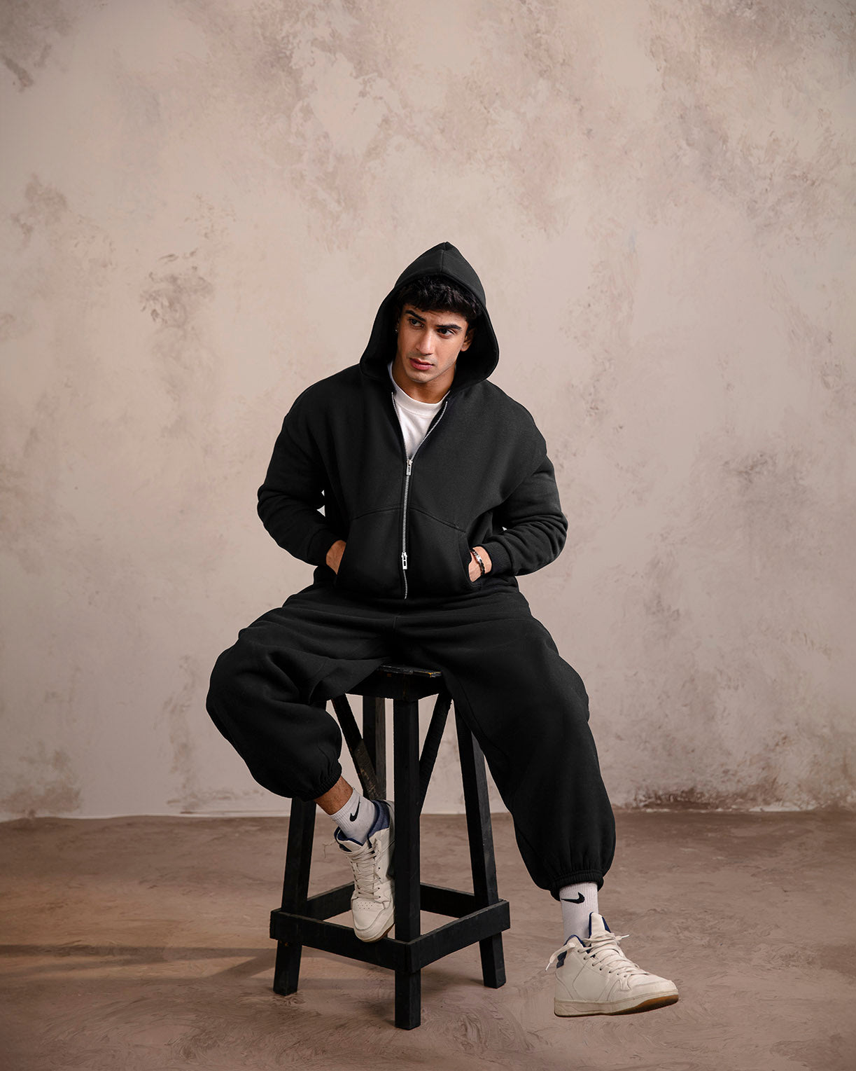 Elvaans Sweatpant - Black