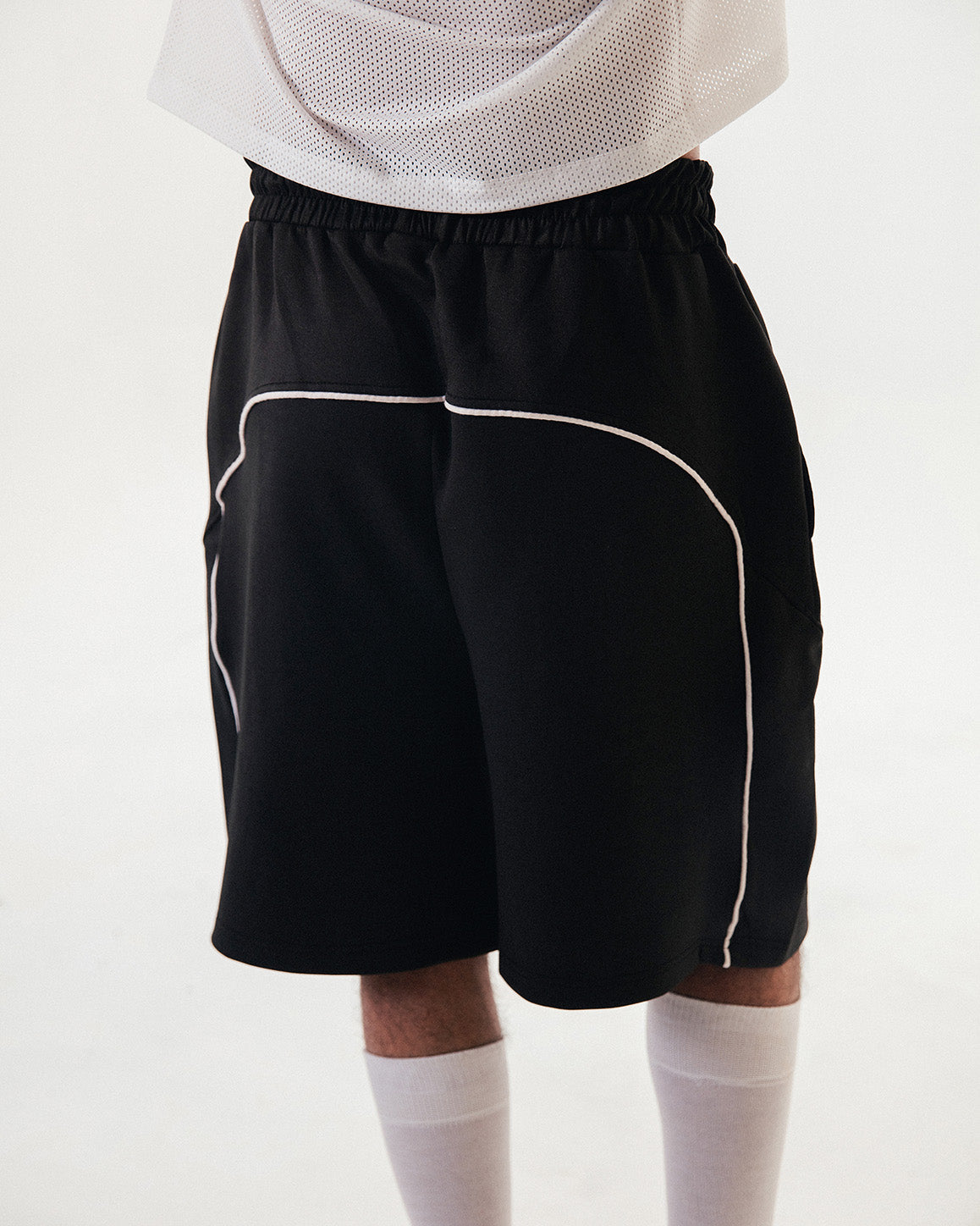 MONO SHORTS – Black