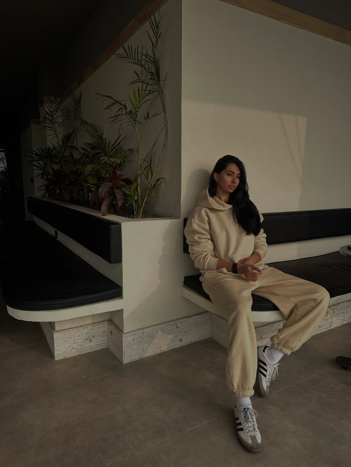 Elvaans Comfy beige hoodie styled by customer